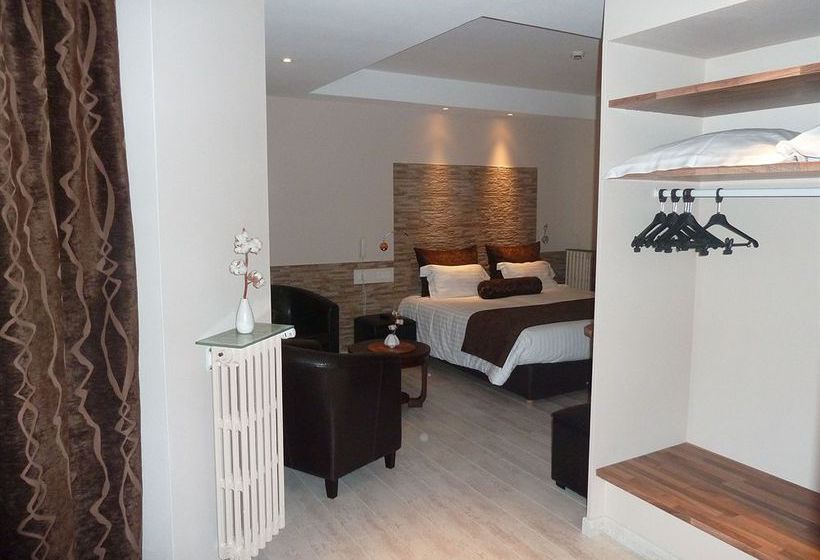 Hotel Des Voyageurs Fougeres