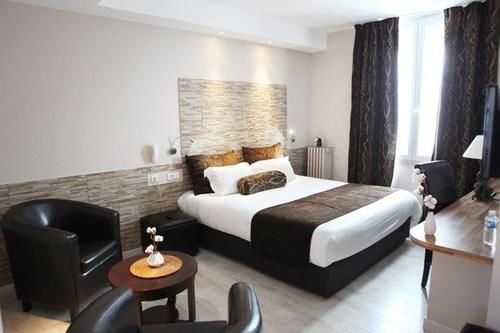 Hôtel Des Voyageurs  | Fougeres | Ille-et-Vilaine | France 19