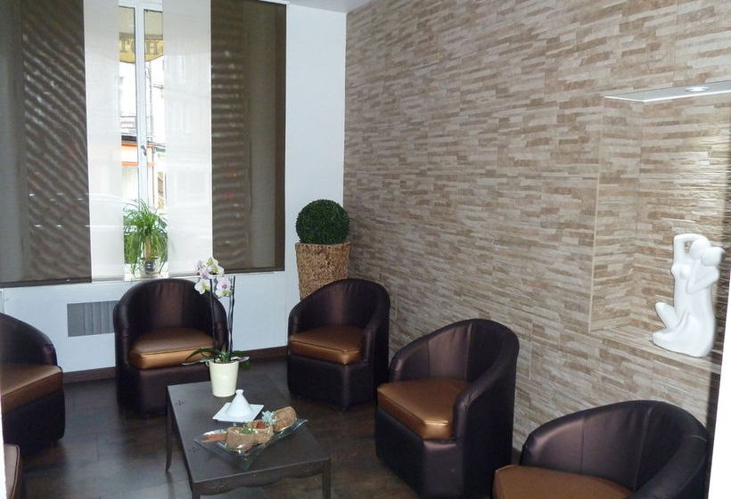 Hôtel Des Voyageurs  | Fougeres | Ille-et-Vilaine | France 4