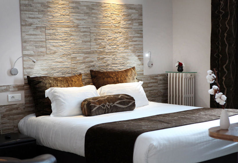 Hôtel Des Voyageurs  | Fougeres | Ille-et-Vilaine | France 6