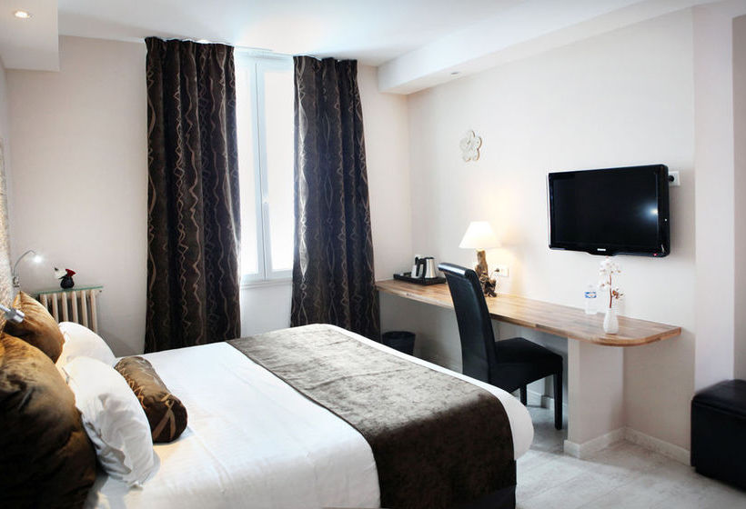 Hôtel Des Voyageurs  | Fougeres | Ille-et-Vilaine | France 8