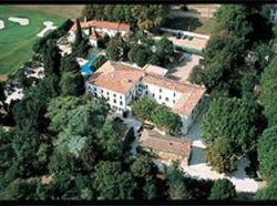 Hotel Domaine De Chateauneuf 
