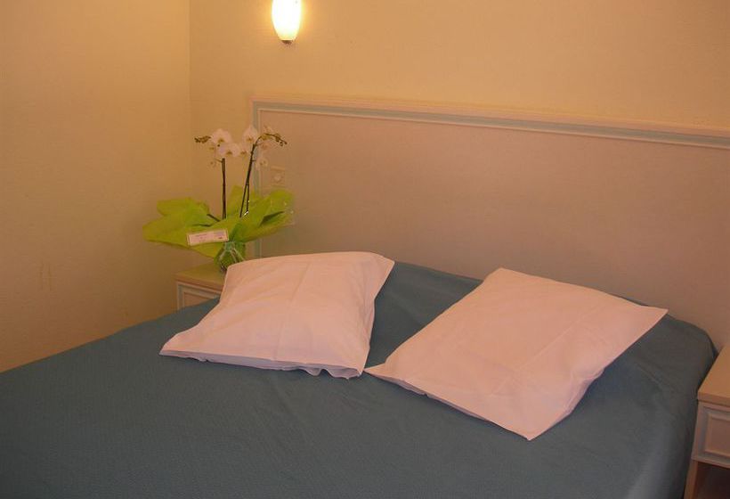 Hôtel Domaine De Roquerousse  | Salon de Provence | Bouches du Rhone | France 7