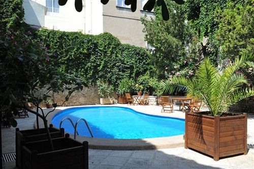 Hôtel Du Forum  | Arles | Bouches du Rhone | France 1