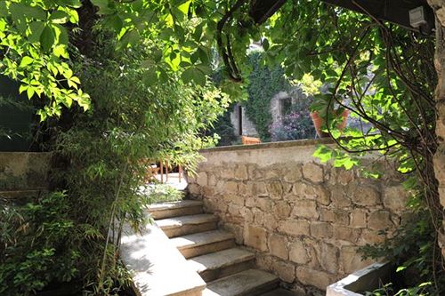 Hôtel Du Forum  | Arles | Bouches du Rhone | France 3