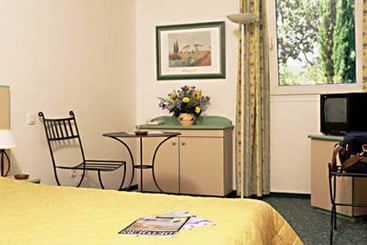 Hôtel Best Western Du Lavarin  | Avignon | Vaucluse | France 6