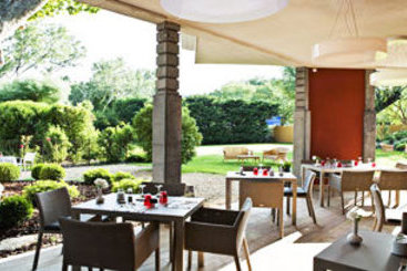 Hôtel Best Western Du Lavarin  | Avignon | Vaucluse | France 8