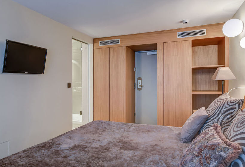 Hôtel Pas de Calais  | Paris | Paris | France 9