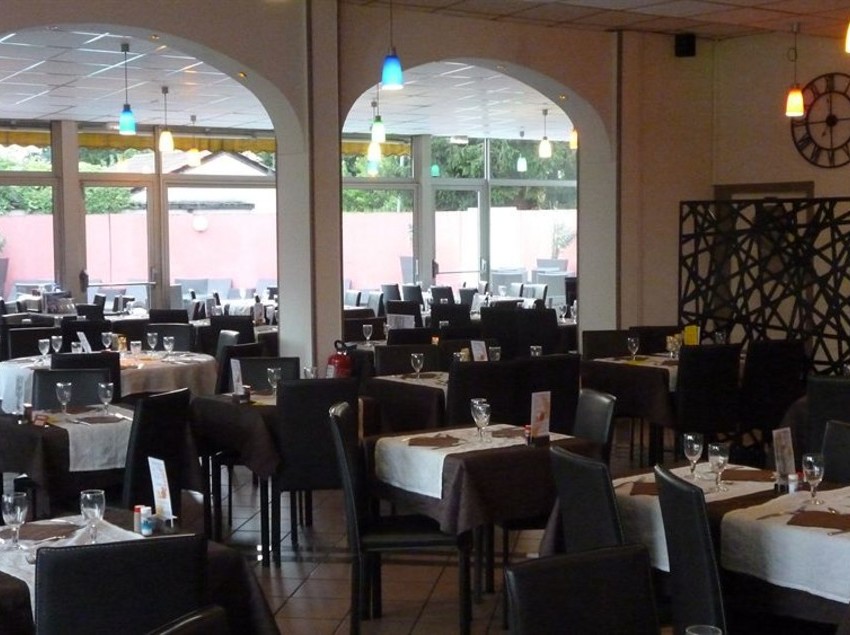 Hotel Escatel  | Macon | Saone-et-Loire | Francia 15