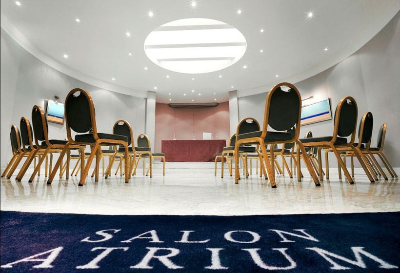 Hotel Gounod Alpes Marítimos