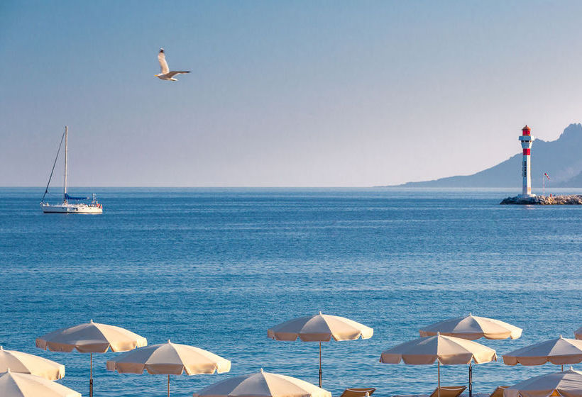 Hôtel Gray d'Albion  | Cannes | Alpes-Maritimes | France 14