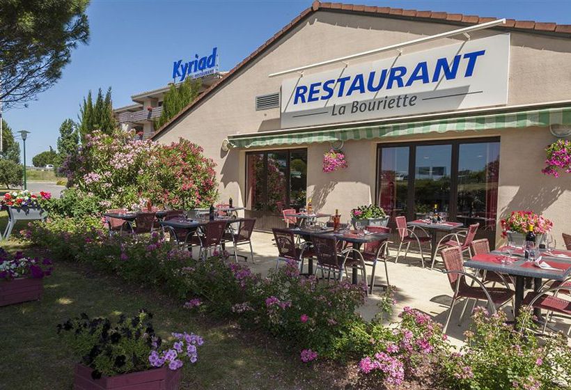 Hôtel Kyriad Carcassonne Ouest - La Cite  | Carcassonne | Aude | France 1