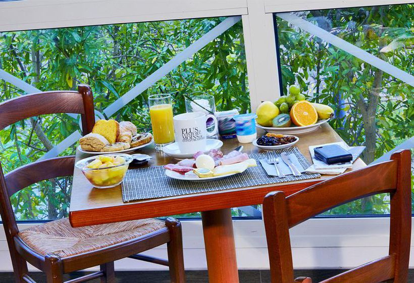 Hôtel Kyriad Frejus Centre  | Frejus | Var | France 1