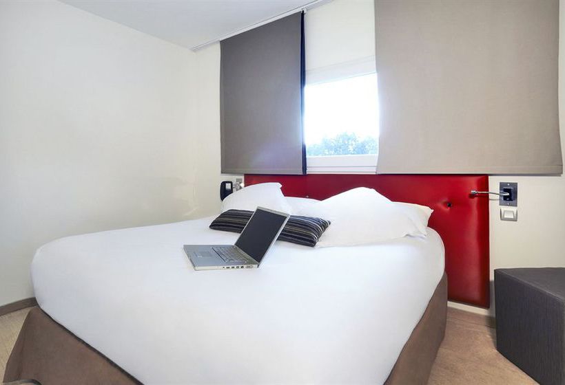 Hôtel Kyriad Frejus Centre  | Frejus | Var | France 12