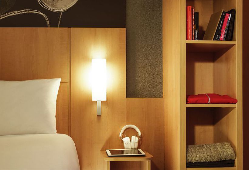 Hôtel Ibis Annecy Centre Vieille Ville  | Annecy | Haute-Savoie | France 17