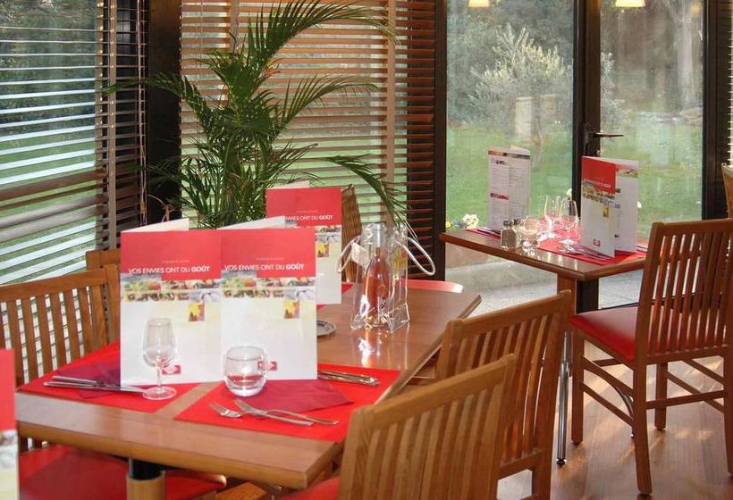 Hôtel Ibis Salon De Provence  | Salon de Provence | Bouches du Rhone | France 14