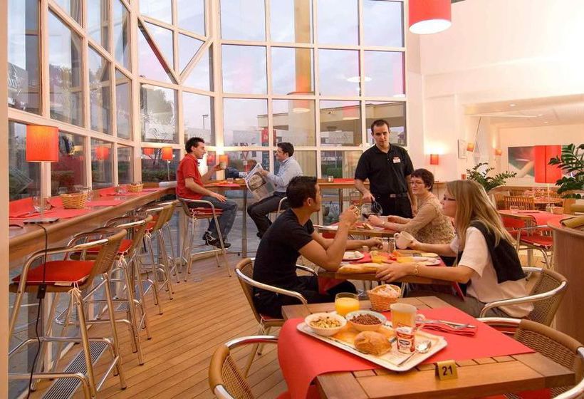 Hôtel Ibis Lyon Bron Eurexpo  | Bron | Rhone | France 11