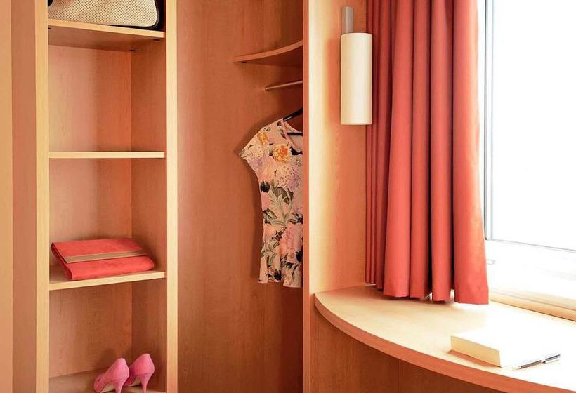 Hôtel Ibis Lyon Bron Eurexpo  | Bron | Rhone | France 12