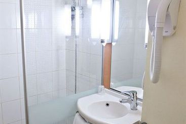 Egg Hotel Gonesse  | Gonesse | Val-d'Oise | France 15