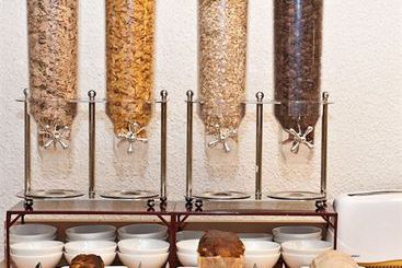 Egg Hotel Gonesse  | Gonesse | Val-d'Oise | France 3