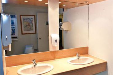 Egg Hotel Gonesse  | Gonesse | Val-d'Oise | France 8