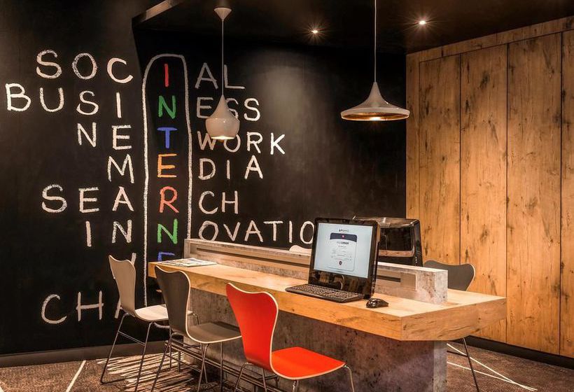 Hôtel Ibis Paris Montmartre  | Paris | Paris | France 17