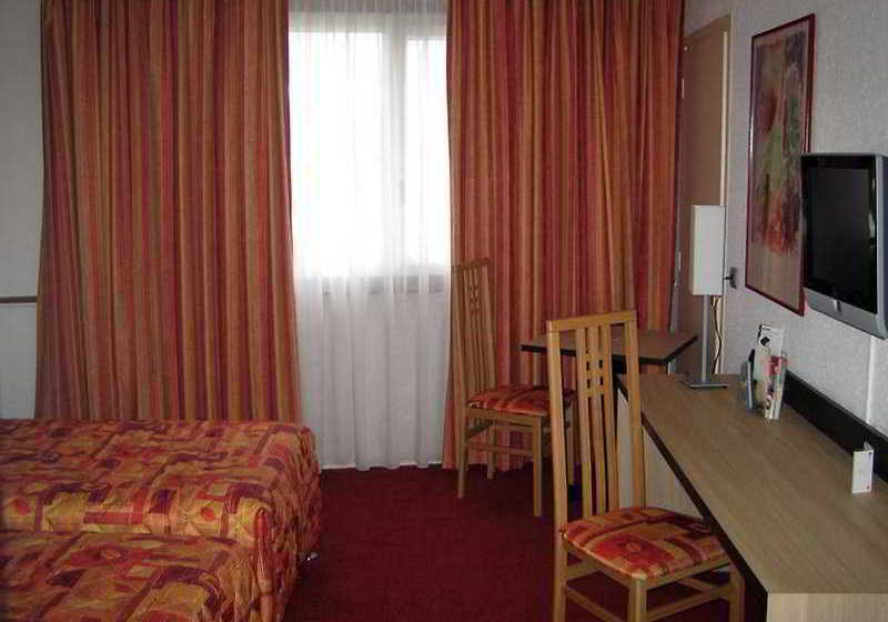 Inter-Hotel La Closerie  | Beaune | Cote d'Or | France 1