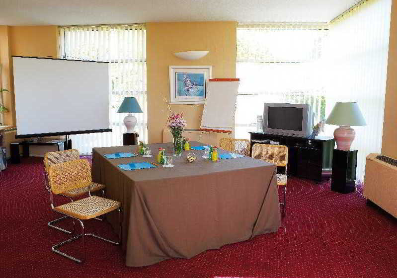 Inter-Hotel La Closerie  | Beaune | Cote d'Or | France 10