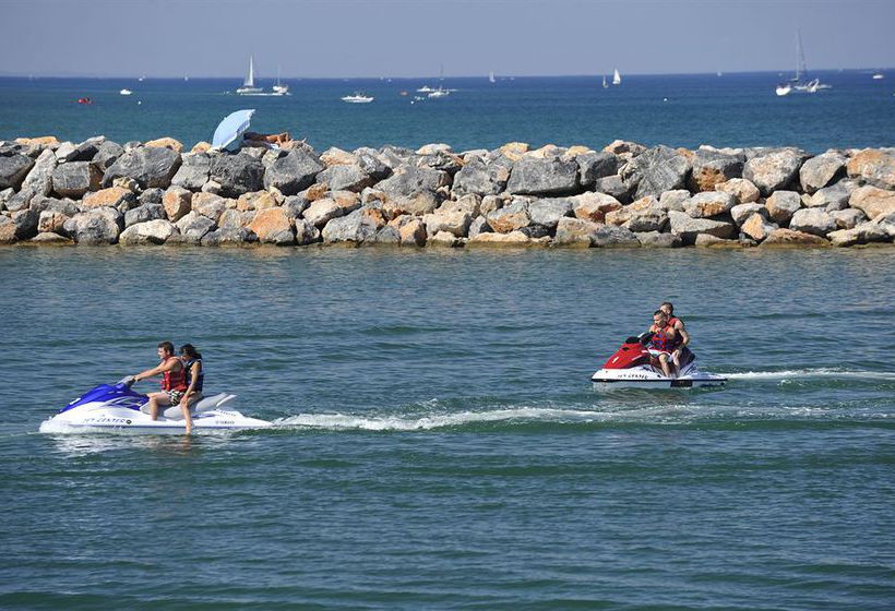 Hôtel La Fregate  | Canet en Roussillon | Pyrenees-Orientales | France 4
