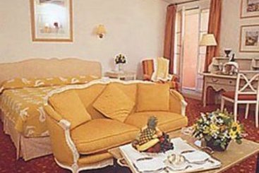 Hotel Byblos  | Saint Tropez | Var | Francia 2