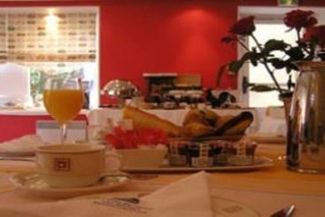 Hôtel Best Western Le Dauphin Le Spa du Prieure  | Caen | Calvados | France 8