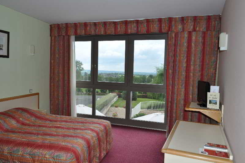 Inter-Hotel Le Gerfaut  | Salers | Cantal | France 5