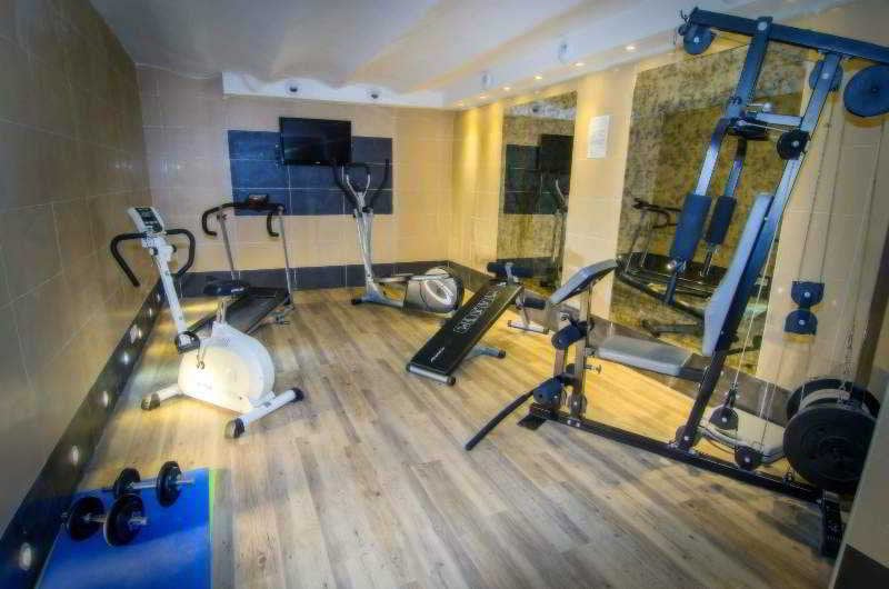 Villa Saint Exupery Beach Hostel  | Nice | Alpes-Maritimes | France 6