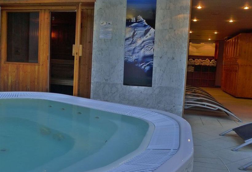 Chalet Hôtel Le Prieuré  | Chamonix-Mont-Blanc | Haute-Savoie | France 1