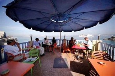 Hôtel Le Richelieu  | Marseille | Bouches du Rhone | France 1