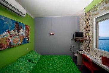 Hôtel Le Richelieu  | Marseille | Bouches du Rhone | France 18