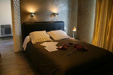 Hôtel Le Richelieu  | Marseille | Bouches du Rhone | France 3