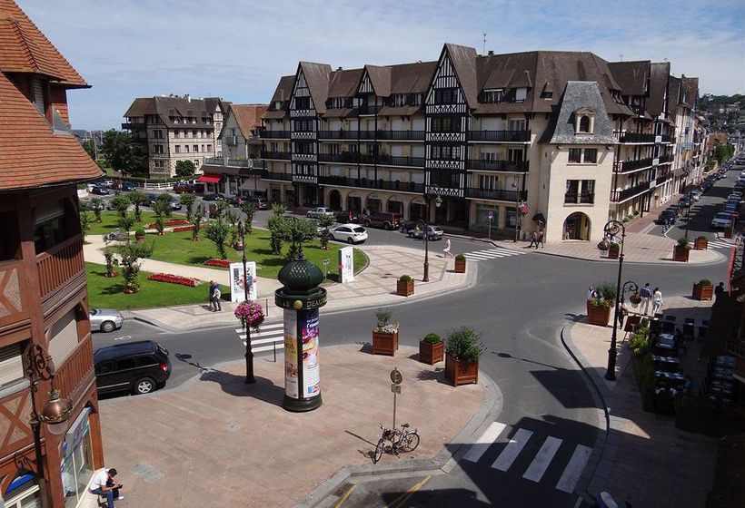 Hôtel Le Trophee  | Deauville | Calvados | France 8