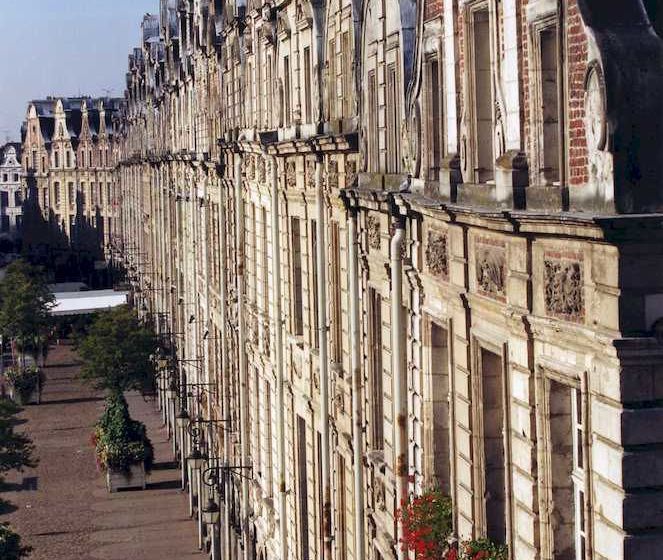 Hôtel Des 3 Luppars  | Arras | Pas-de-Calais | France 19