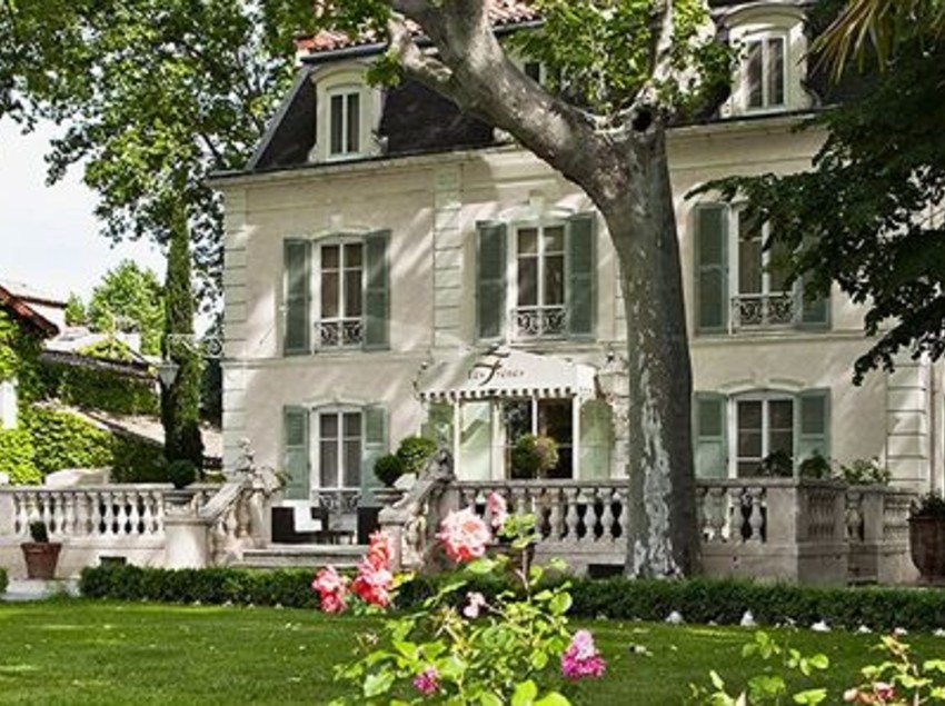 Hotel Hostellerie Les Frenes Aviñón Vaucluse