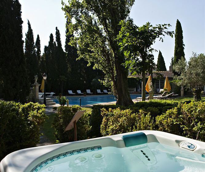 Hotel Hostellerie Les Frenes  | Avignon | Vaucluse | Frankreich 10