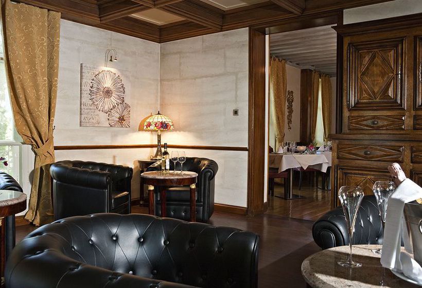 Hotel Hostellerie Les Frenes  | Avignon | Vaucluse | Frankreich 14