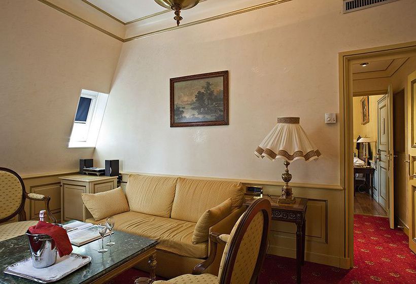 Hotel Hostellerie Les Frenes  | Avignon | Vaucluse | Frankreich 16