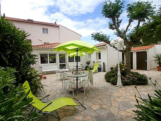 Hôtel Les Hirondelles  | Les Sables d'Olonne | Vendee | France 1