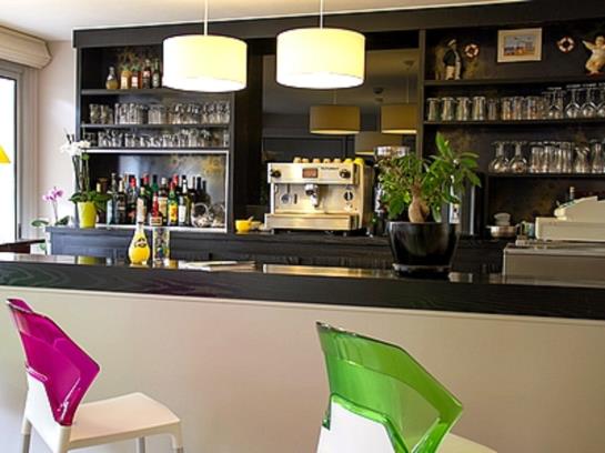 Hôtel Les Hirondelles  | Les Sables d'Olonne | Vendee | France 19