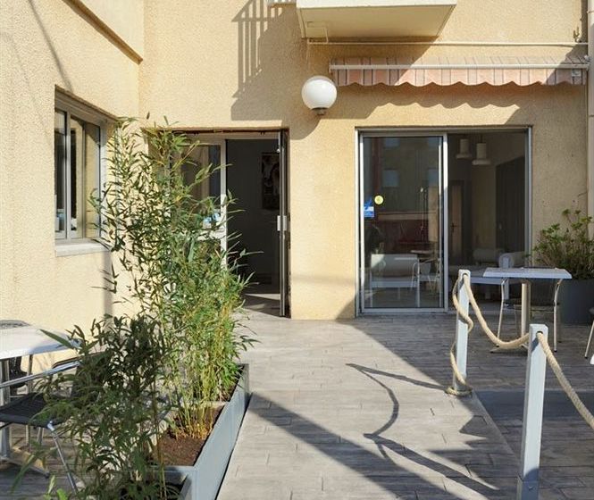 Hôtel Les Mimosas  | Argeles sur Mer | Pyrenees-Orientales | France 6