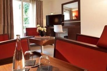 Hôtel Hostellerie les Pleiades  | Barbizon | Seine-et-Marne | France 12