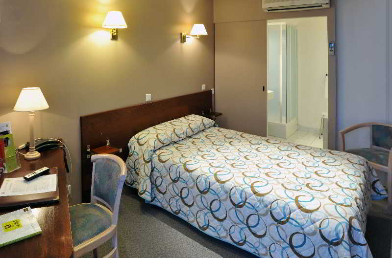 Inter-Hotel Les Tilleuls  | Bourges | Cher | France 3