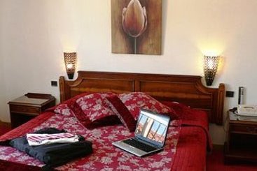 Hôtel Les Tuileries  | Nîmes | Gard | France 7