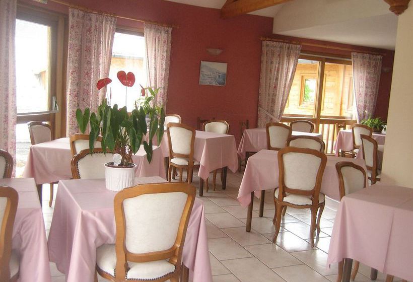 Hôtel Le Catinat Fleuri  | Guillestre | Hautes-Alpes | France 1